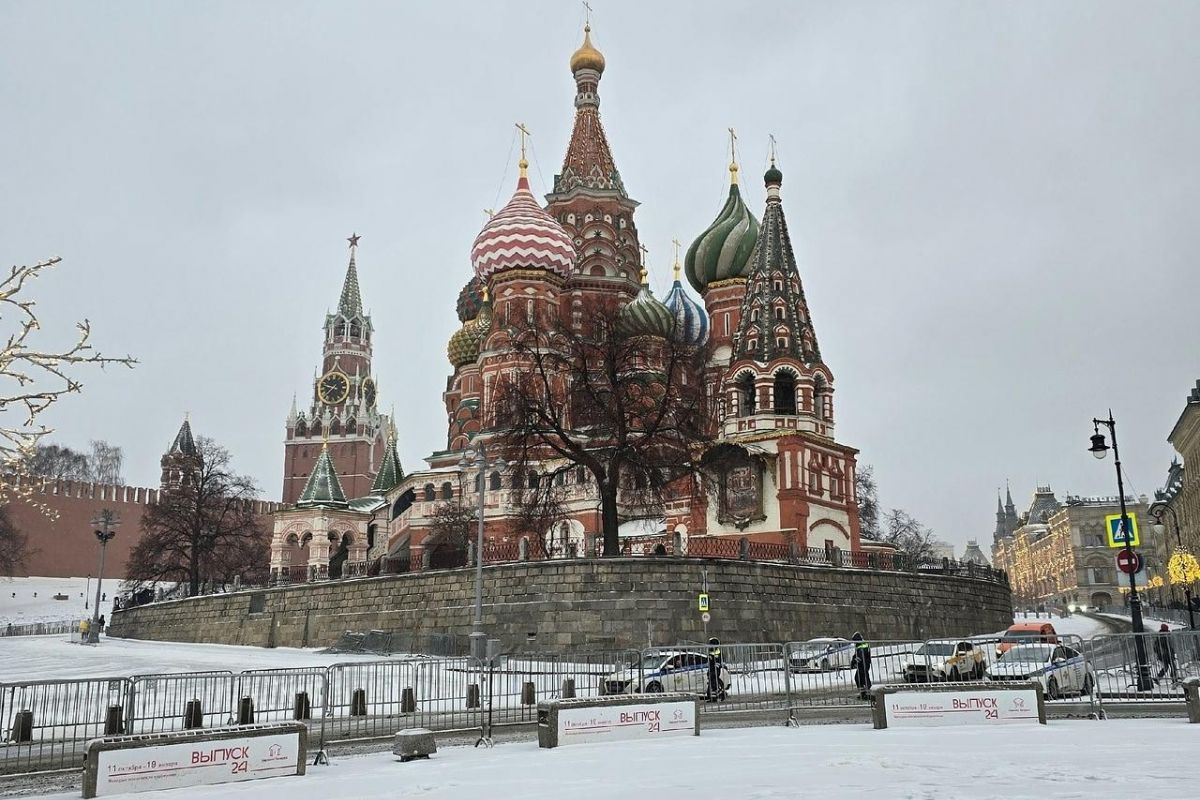 НОВОГОДНЯЯ МОСКВА: ДЕД МОРОЗ И ТОЛЬКО...