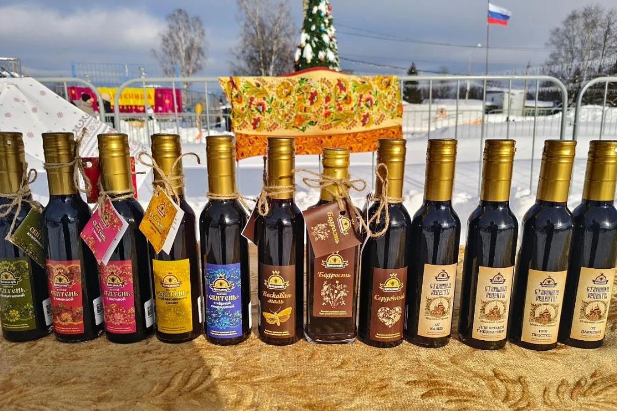 НОВОГОДНИЙ ПИР ПО УГЛИЧЕСКИ (18+)